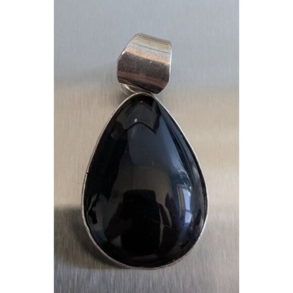 Sterling Silver Teardrop Black Onyx Pendant With Beveled Bail For Chain Jewelry - Picture 6 of 9